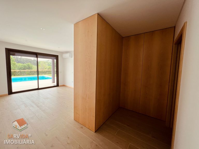 Moradia Isolada T4T4