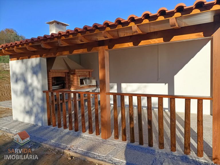Moradia Isolada T4T4